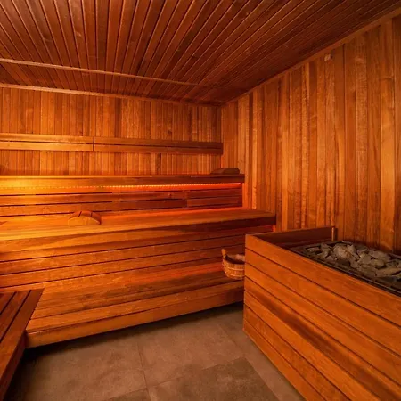 D Z Sauna, Sun & Snow